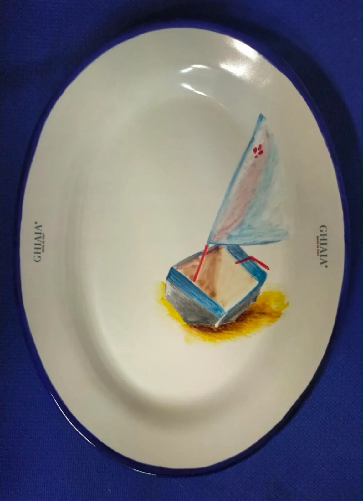 piatto ovale con barca a vela per Ghiaia